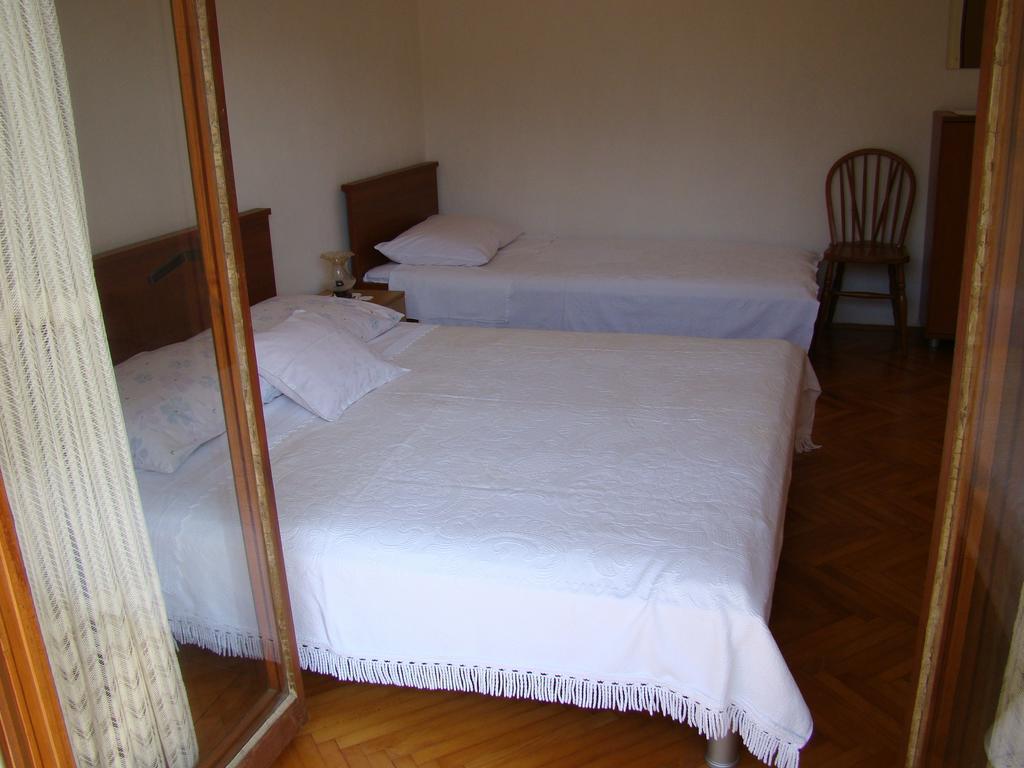 Apartments Orlić Sali Pokój zdjęcie